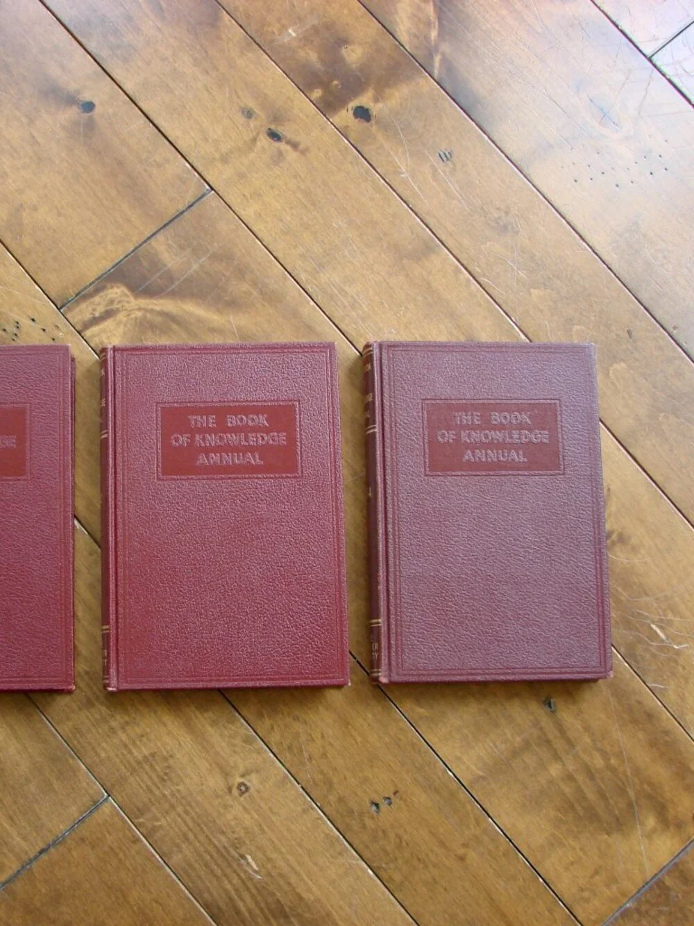 Vintage Books The Book of Knowledge Annual 1951 1952 1954 Hardcover Excellent!! - Picture 3 of 10